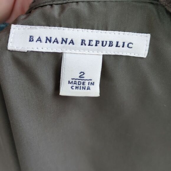 Banana Republic Lace Vest-Top Olive Green - Picture 10 of 11